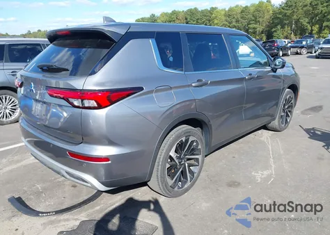 2022 Mitsubishi Outlander Black Edition 2Wd/Se 2.5 2Wd/Se Launch Edition 2Wd from USA, damaged, VIN JA4J3UA85NZ010463